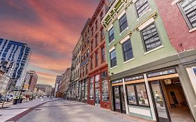 Spacious 2 Bed 2 Bath Downtown Otr Condo Minutes Walk To The Reds Bengals Stadium & More!